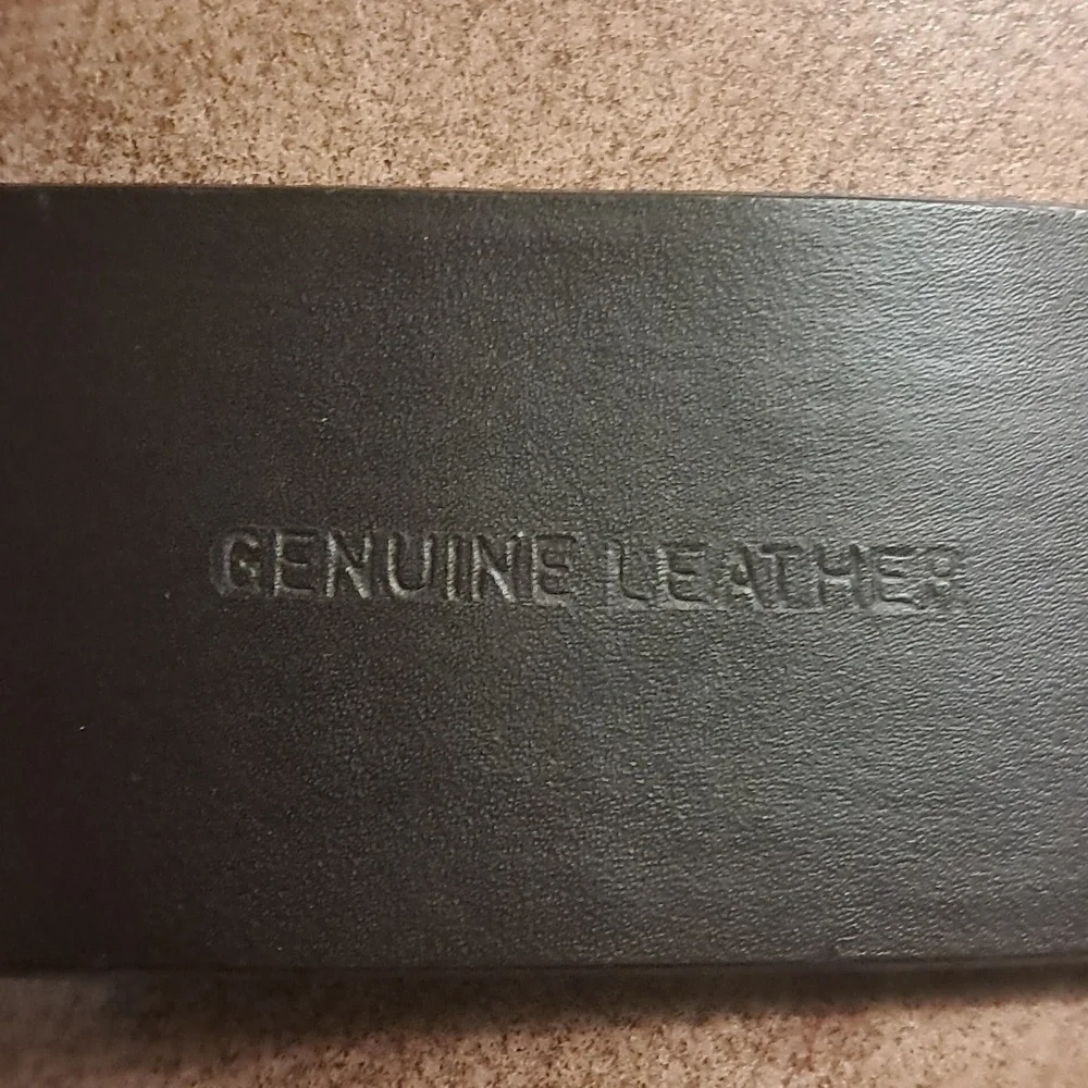 Anne Klein Women Brown Leather Belt Size L  Lion Logo Wide Classic Preowned